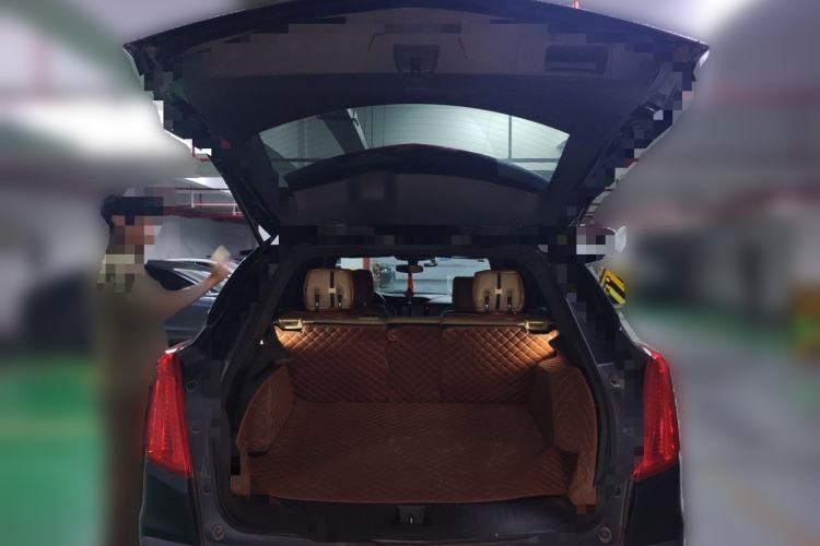 Used Cadillac XT5 2016 25T Tech Edition Trunk