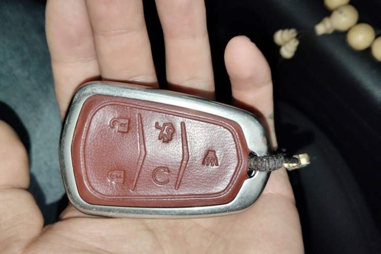Used Cadillac XT5 2016 25T Luxury Model Vehicle Key