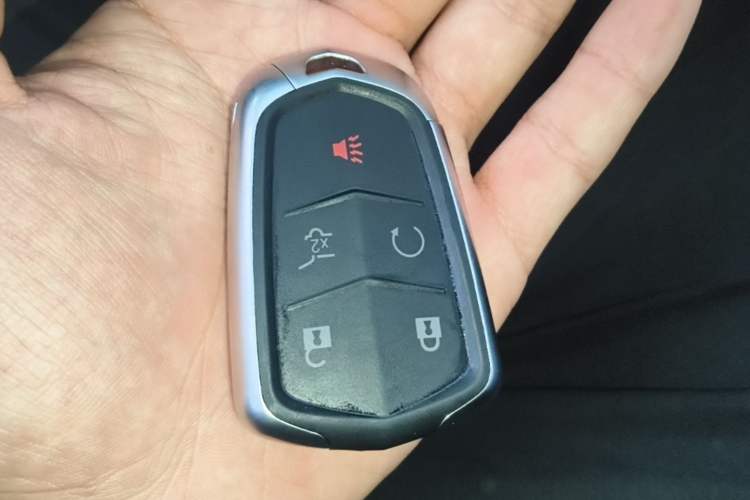 Used Cadillac XT5 2016 25T Luxury Model Vehicle Key