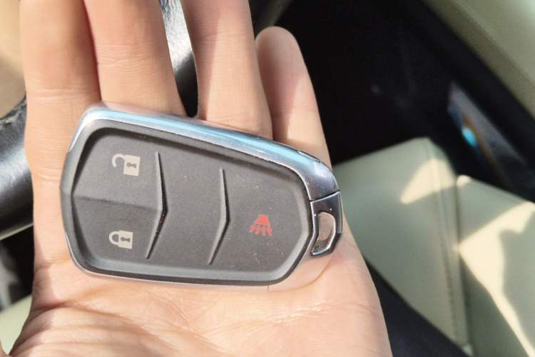 Used Cadillac XT5 2016 28T Four-Wheel Drive Tech Version Vehicle Key