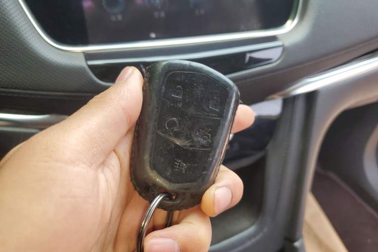Used Cadillac XT5 2016 28T Four-Wheel Drive Luxury Model Vehicle Key