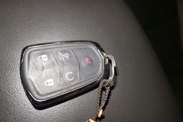 Used Cadillac XT5 2016 25T Luxury Model Vehicle Key
