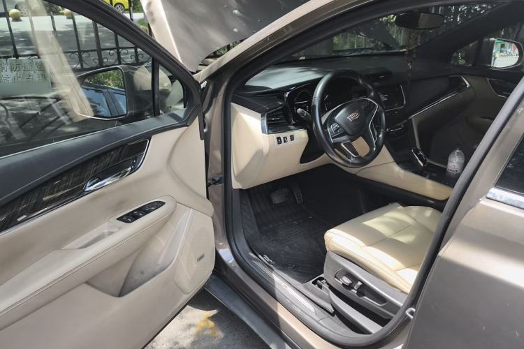 Used Cadillac XT5 2016 28T Four-Wheel Drive Tech Version Driver Seat