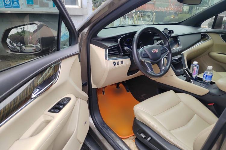 Used Cadillac XT5 2016 25T Tech Edition Driver Seat