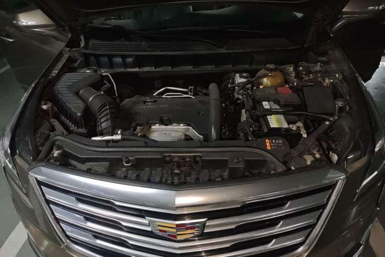 Used Cadillac XT5 2016 28T Four-Wheel Drive Luxury Model Engine Bay