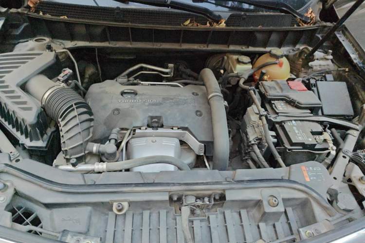Used Cadillac XT5 2016 28T Four-Wheel Drive Luxury Model Engine Bay