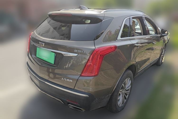 Used Cadillac XT5 2016 25T Luxury Model Exterior 2