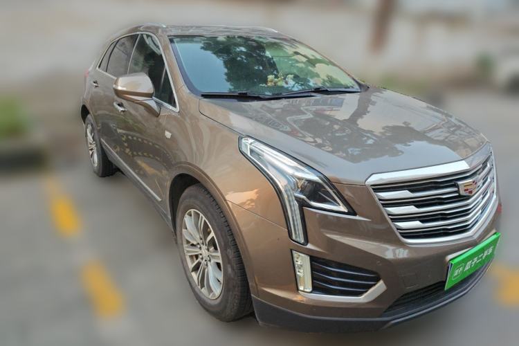 Used Cadillac XT5 2016 28T Four-Wheel Drive Luxury Model Front Right 45 Deg