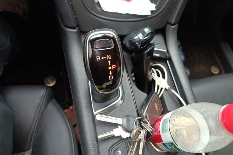 Used Cadillac XT5 2016 25T Luxury Model Gear Lever