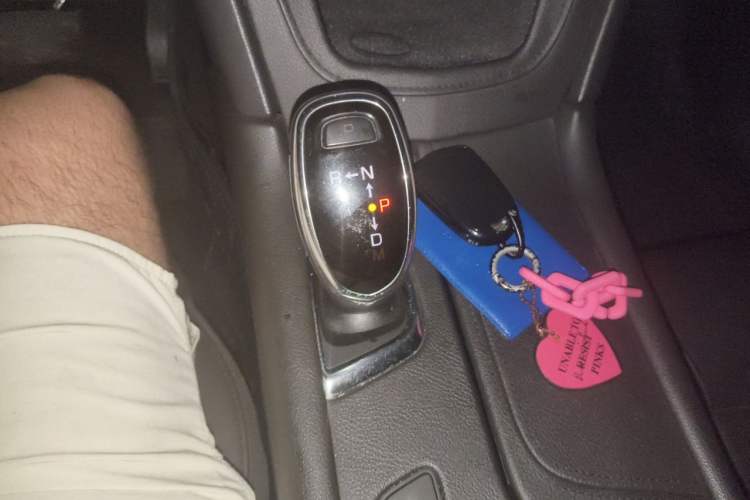 Used Cadillac XT5 2016 25T Luxury Model Gear Lever