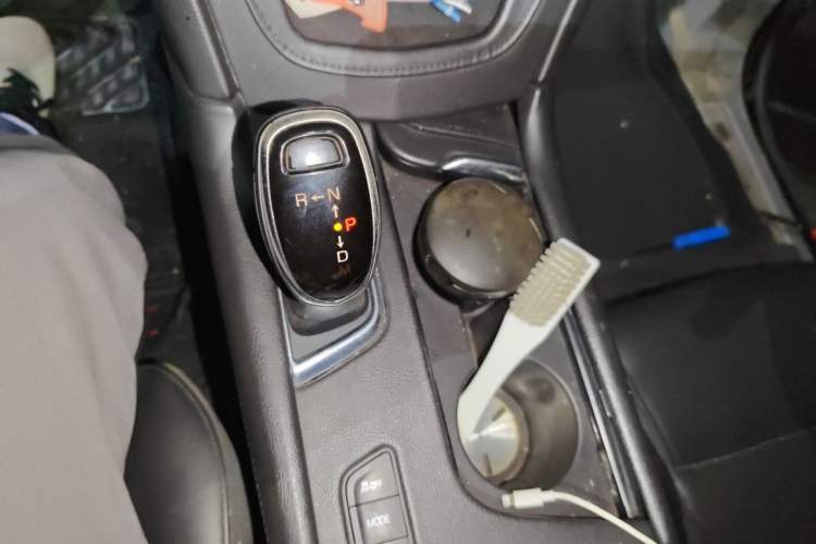 Used Cadillac XT5 2016 28T Four-Wheel Drive Luxury Model Gear Lever