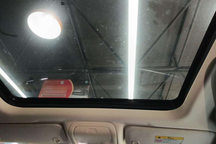 Used Cadillac XT5 2016 25T Luxury Model Headliner