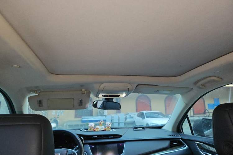 Used Cadillac XT5 2016 28T Four-Wheel Drive Luxury Model Headliner