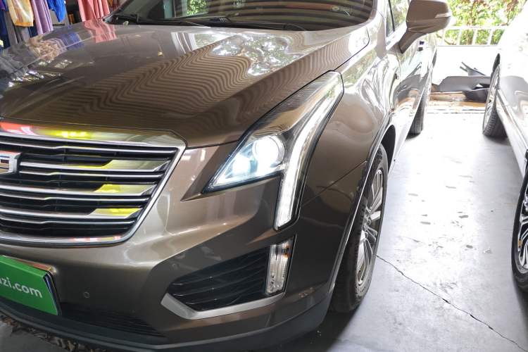 Used Cadillac XT5 2016 25T Luxury Model Left Front Headlight