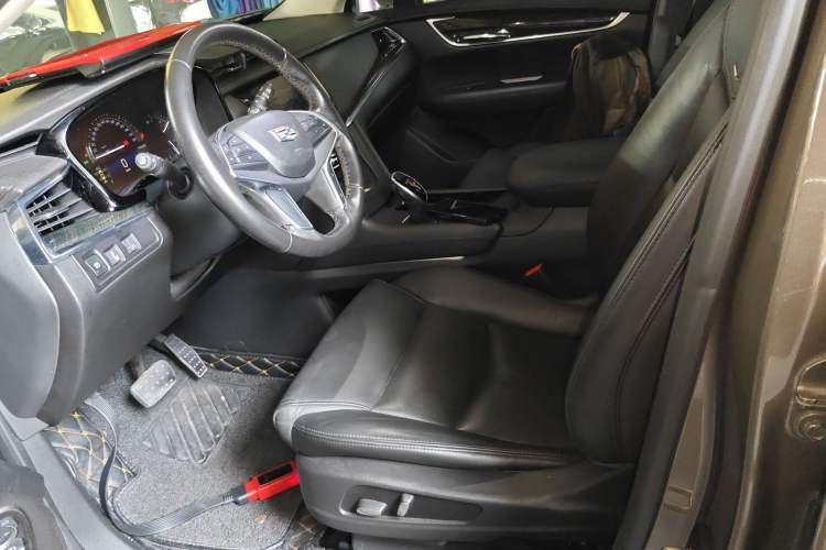 Used Cadillac XT5 2016 25T Luxury Model Left Front Seat
