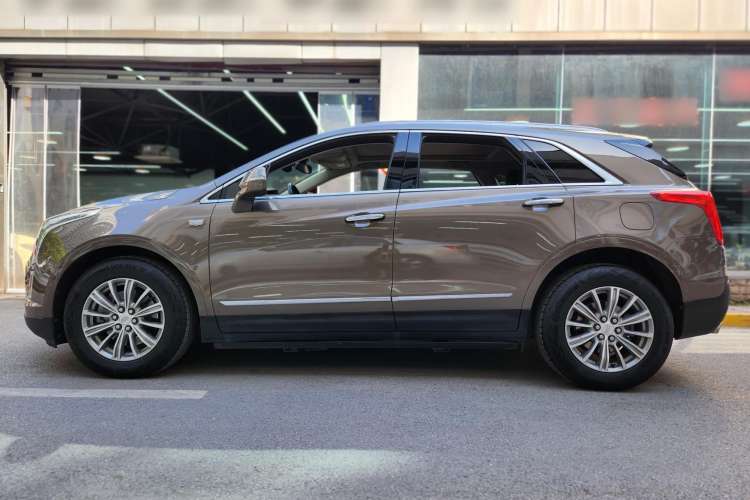Used Cadillac XT5 2016 25T Luxury Model Left Side