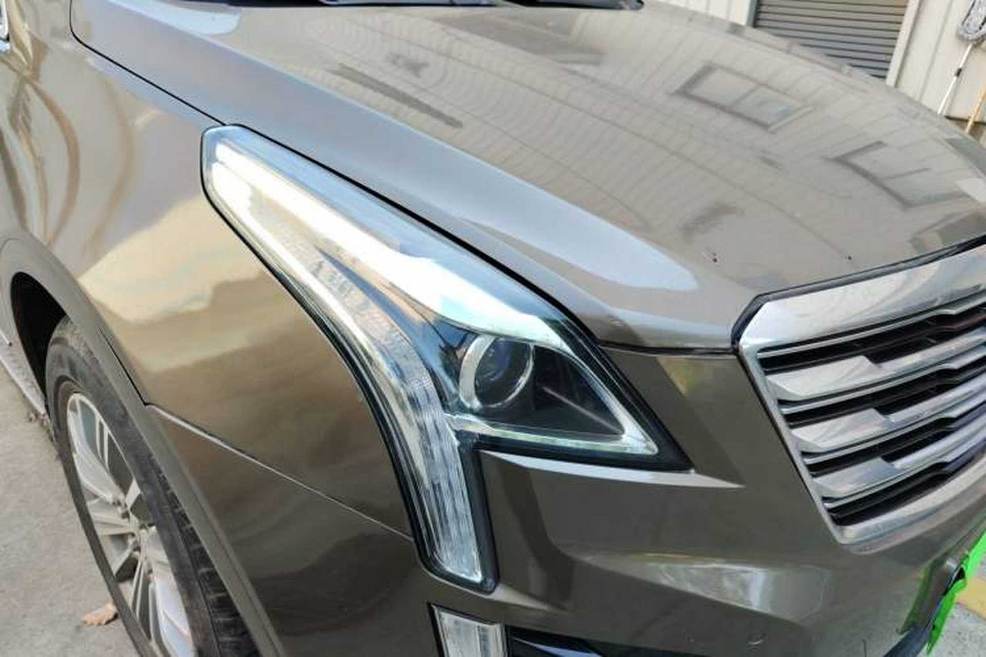 Used Cadillac XT5 2016 25T Luxury Model Right Front Headlight