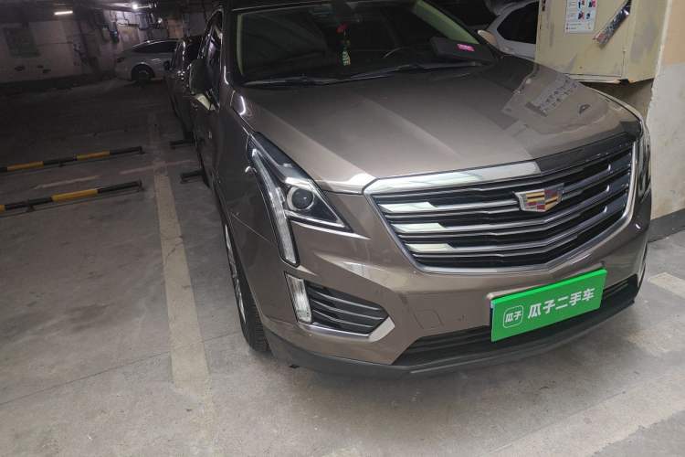 Used Cadillac XT5 2016 25T Luxury Model Right Front Headlight