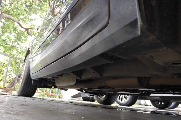 Used Cadillac XT5 2016 25T Luxury Model Right Side Sill