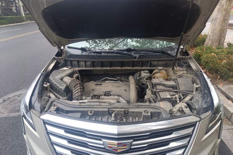 Used Cadillac XT5 2016 28T Four-Wheel Drive Luxury Model Engine Bay
