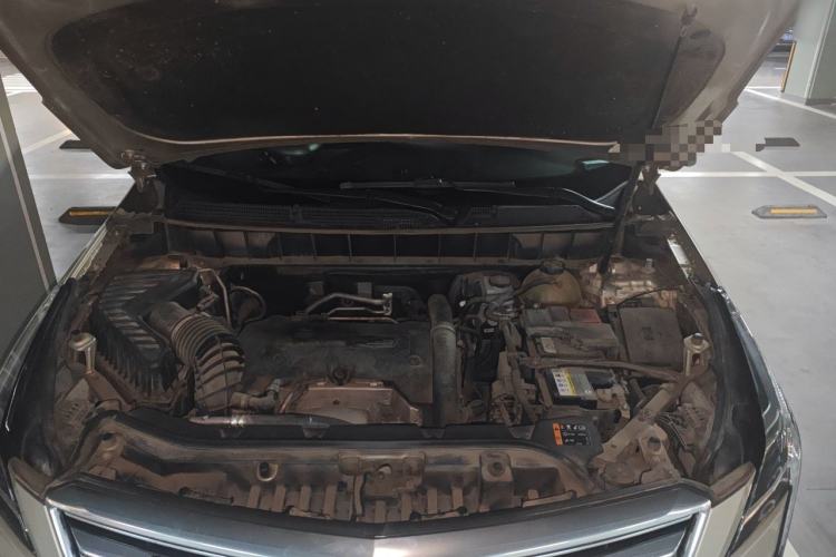 Used Cadillac XT5 2016 28T Four-Wheel Drive Luxury Model Engine Bay