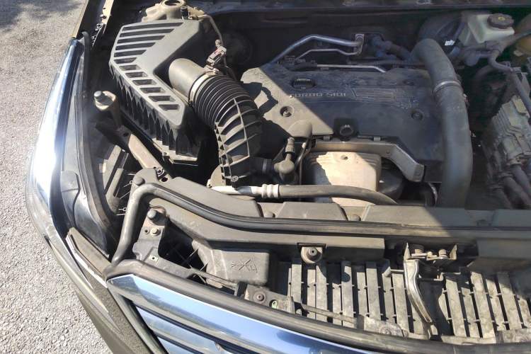 Used Cadillac XT5 2016 25T Tech Edition Engine Bay Right