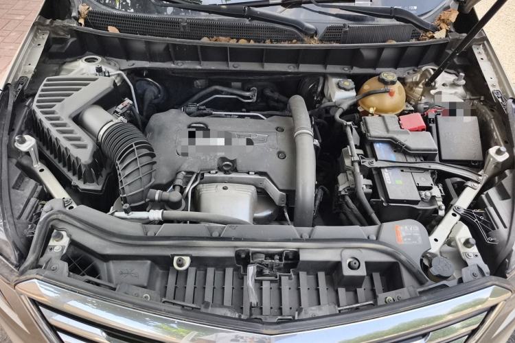Used Cadillac XT5 2016 25T Luxury Model Engine Bay