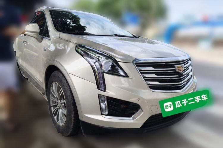 Used Cadillac XT5 2016 25T Luxury Model Front Right 45 Deg