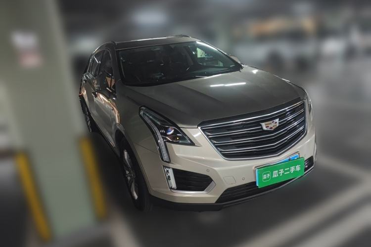 Used Cadillac XT5 2016 28T Four-Wheel Drive Luxury Model Front Right 45 Deg