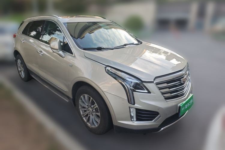 Used Cadillac XT5 2016 28T Four-Wheel Drive Luxury Model Front Right 45 Deg