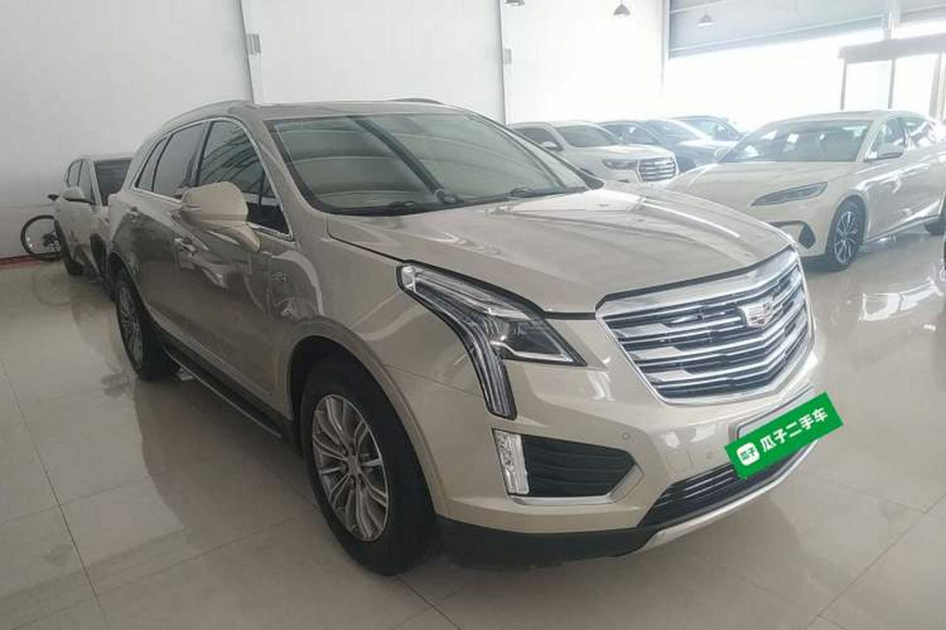 Used Cadillac XT5 2016 28T Four-Wheel Drive Luxury Model Front Right 45 Deg