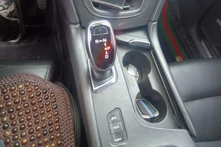 Used Cadillac XT5 2016 28T Four-Wheel Drive Luxury Model Gear Lever