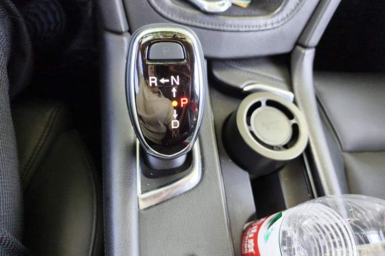 Used Cadillac XT5 2016 25T Luxury Model Gear Lever