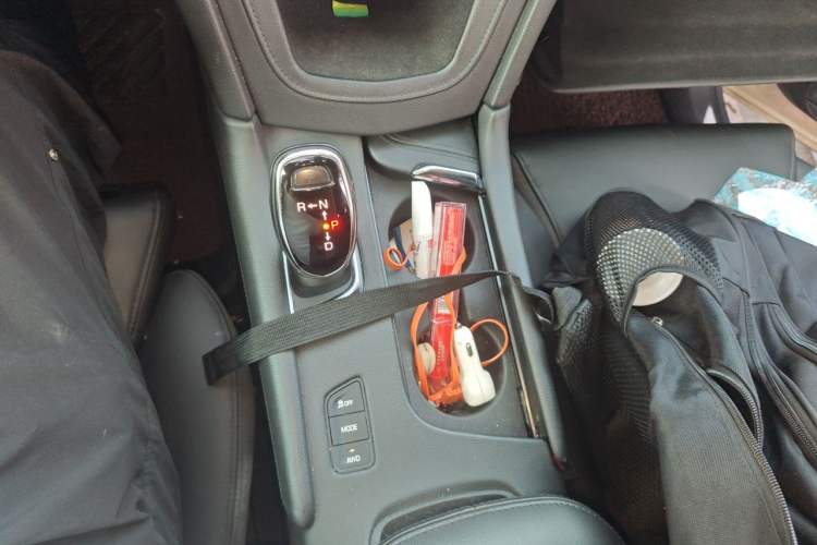 Used Cadillac XT5 2016 28T Four-Wheel Drive Luxury Model Gear Lever