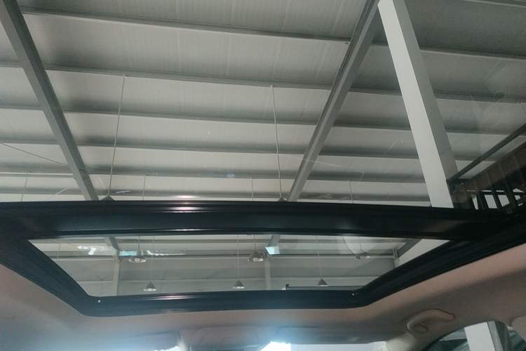 Used Cadillac XT5 2016 28T Four-Wheel Drive Luxury Model Headliner