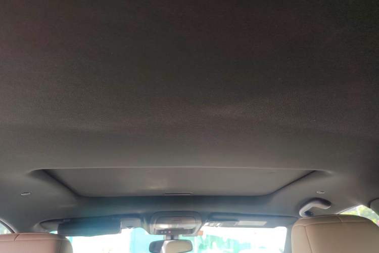 Used Cadillac XT5 2016 25T Tech Edition Headliner