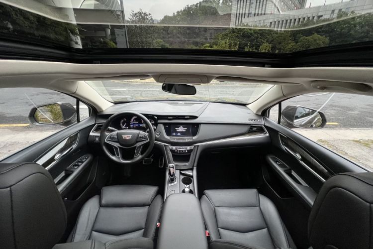 Used Cadillac XT5 2016 28T Four-Wheel Drive Luxury Model Interior 3