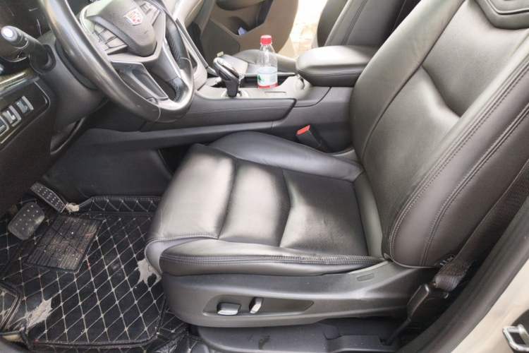 Used Cadillac XT5 2016 25T Luxury Model Left Front Seat