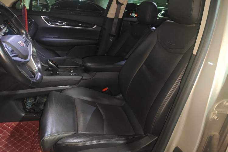 Used Cadillac XT5 2016 28T Four-Wheel Drive Luxury Model Left Front Seat