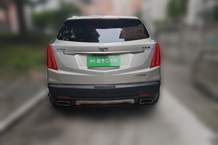 Used Cadillac XT5 2016 25T Luxury Model Rear