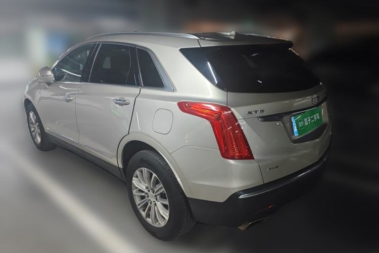 Used Cadillac XT5 2016 28T Four-Wheel Drive Luxury Model Rear Left 45 Deg