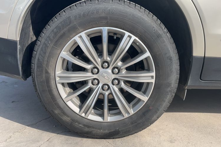 Used Cadillac XT5 2016 25T Luxury Model Right Rear Wheel Hub
