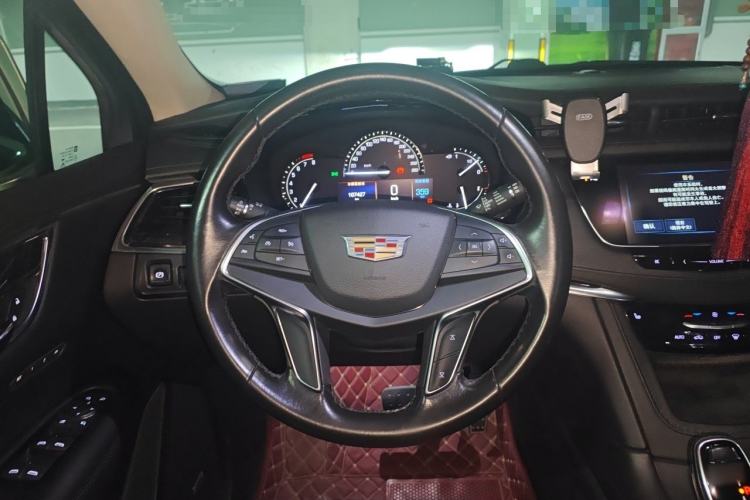 Used Cadillac XT5 2016 28T Four-Wheel Drive Luxury Model Steering Wheel