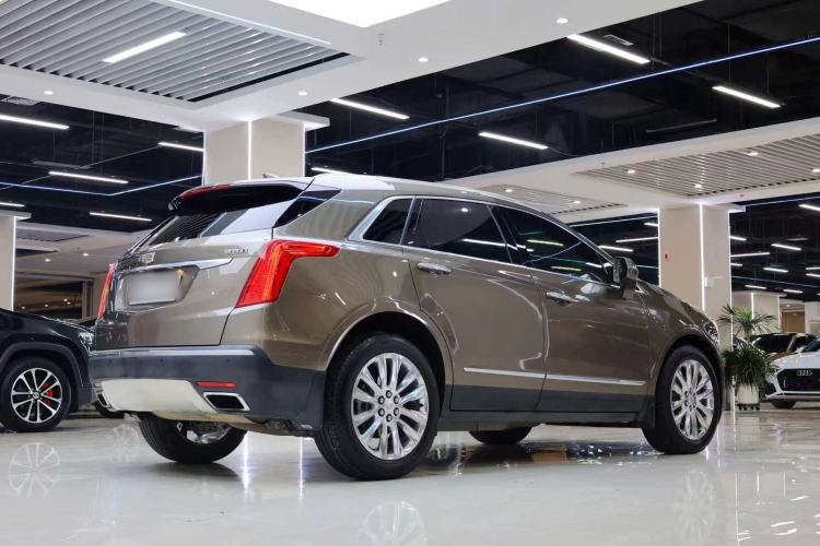 Used Cadillac XT5 2016 28T 4x4 Platinum Edition Exterior 13