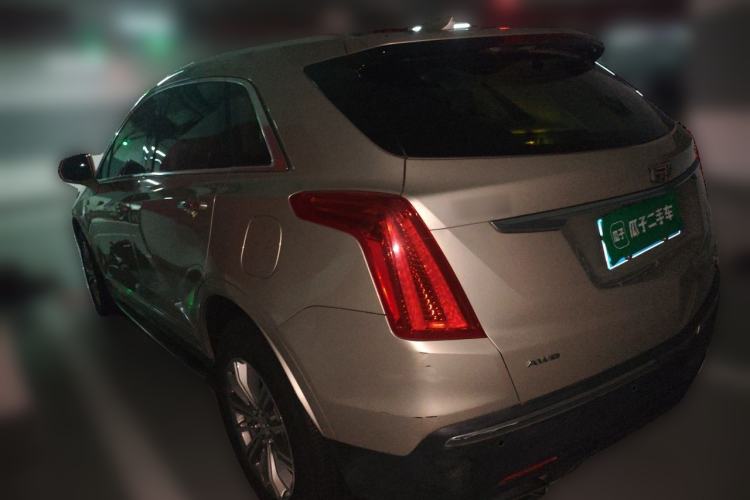 Used Cadillac XT5 2016 28T Four-Wheel Drive Luxury Model Exterior 3