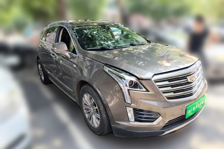 Used Cadillac XT5 2016 25T Luxury Model Front Right 45 Deg
