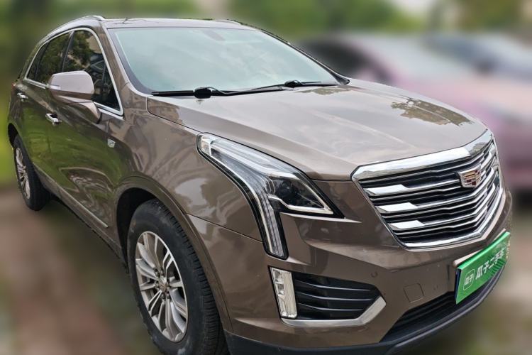 Used Cadillac XT5 2016 28T Four-Wheel Drive Tech Version Front Right 45 Deg