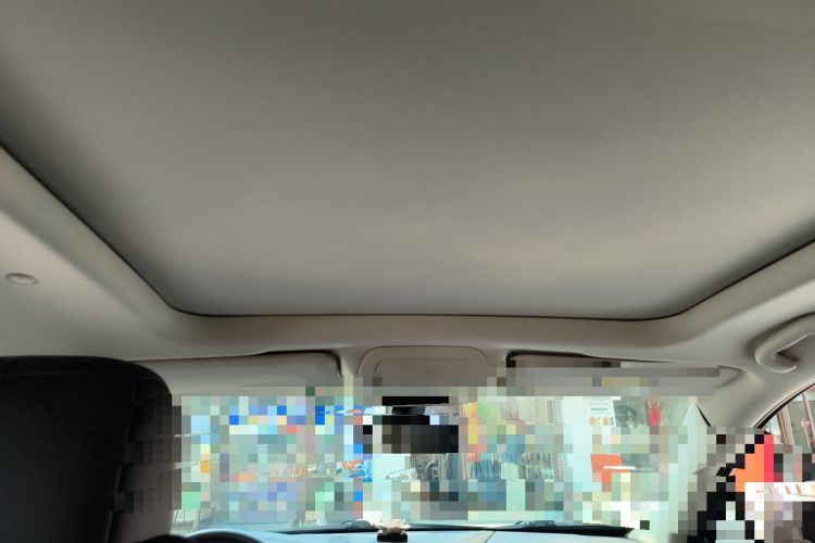 Used Cadillac XT5 2016 25T Luxury Model Headliner