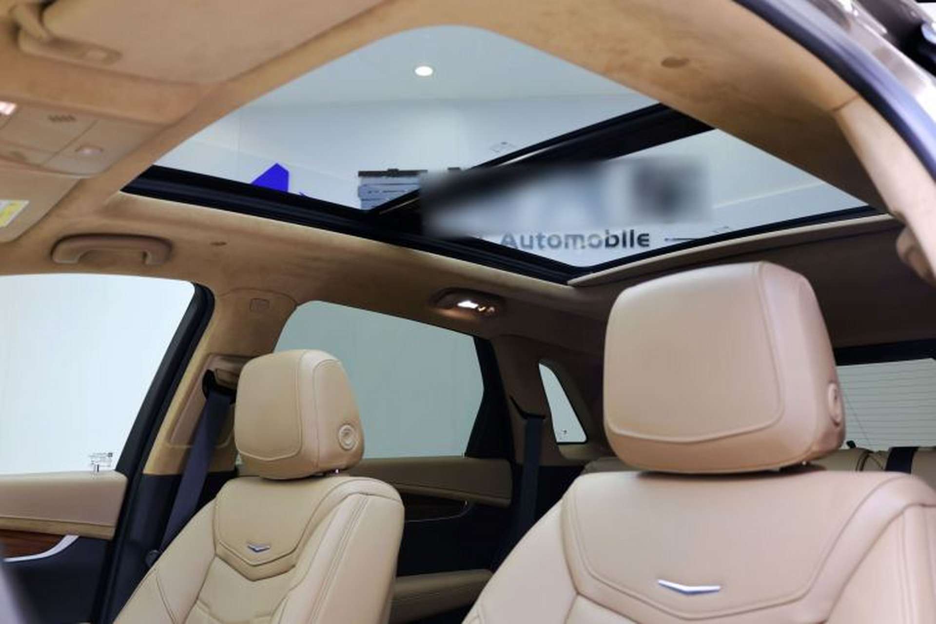 Used Cadillac XT5 2016 28T 4x4 Platinum Edition Headliner