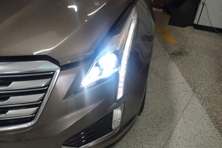Used Cadillac XT5 2016 25T Luxury Model Left Front Headlight
